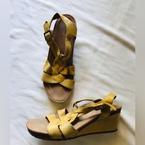 Aetrex Yellow Strappy Wedge Sandals